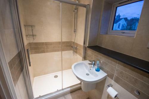 Hostal Captain Fryatt Guesthouse