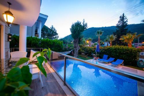 Villa Diva Icmeler Daily Weekly Rentals