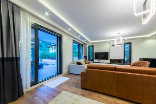 Villa Palmiye Icmeler Daily Weekly Rentals