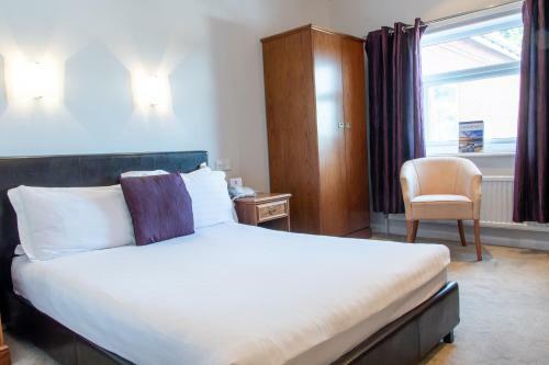 Parkmore Hotel & Leisure Club
