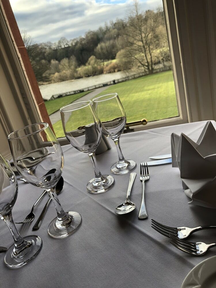 Dryburgh Abbey Hotel