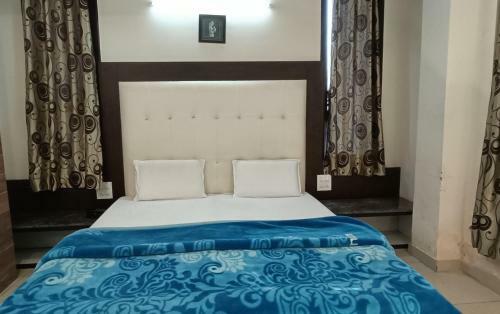 Royal India Hotel