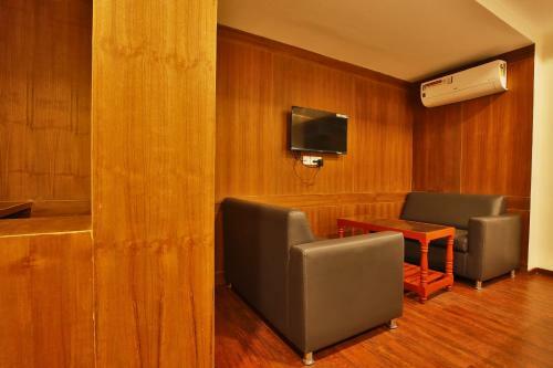 Hotel Ramtel Inn