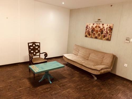 Hotel Sabareesh Park