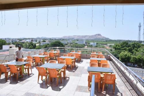 Hotel Vijay Krishna Mahal