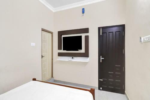 Hotel Oyo Flagship 83084 Kr Lodge