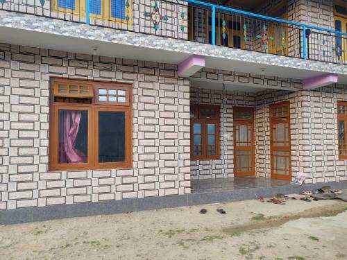 Notonmap - Hidden Hamlet, Thata