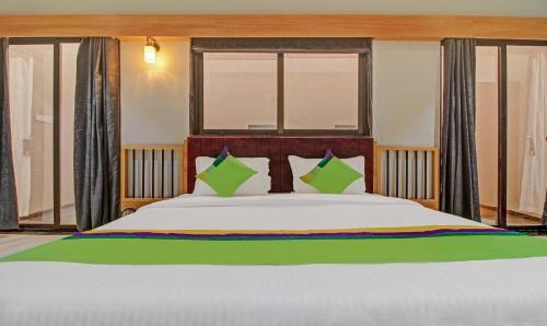 Hotel Treebo Trend Matoshree Inn Satara