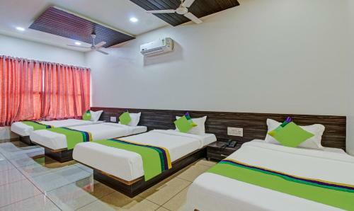 Hotel Treebo Trend Matoshree Inn Satara