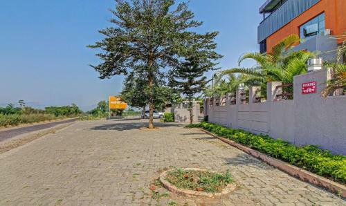 Hotel Treebo Trend Matoshree Inn Satara