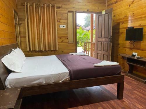 Hotel Royal Ocean Beach Resort
