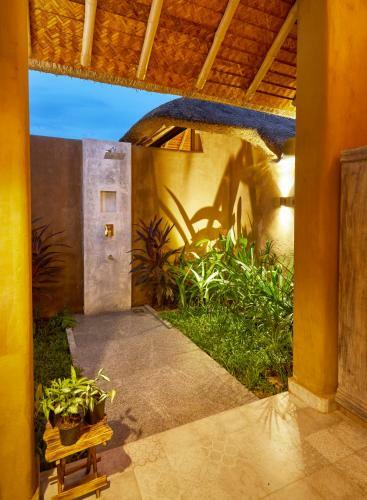 Ivy Villa