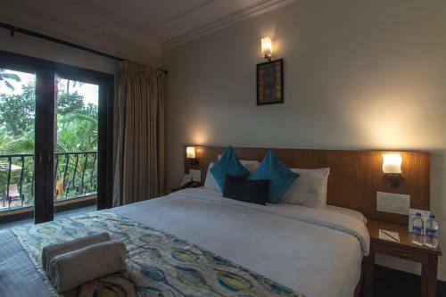 Hotel Sol Fiesta By Himalya