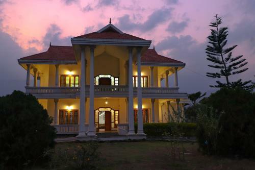 Villa Tvj White House