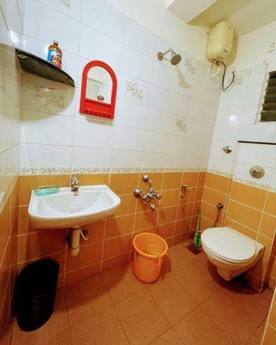 Apartamento Adorable 2bhk In The Downtown Close To Everything