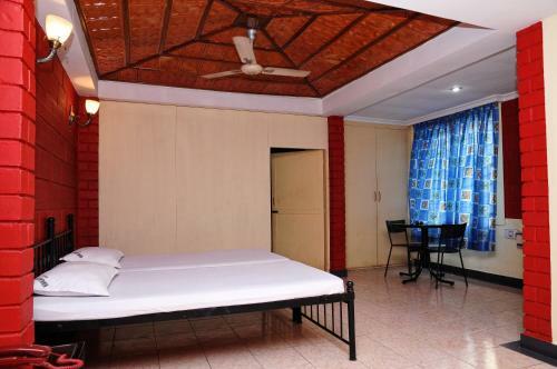 Hotel Highland Residency