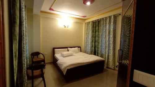 Divine Hills Service Apartment