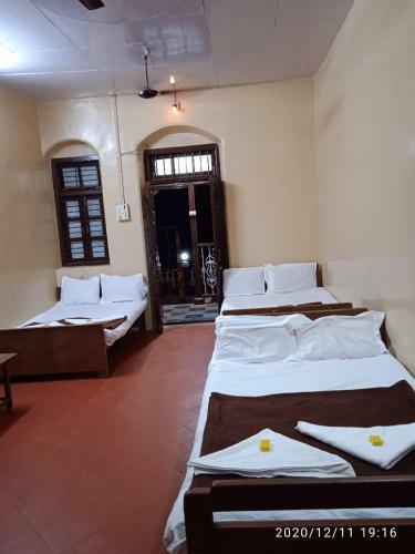 Preeti Hotel