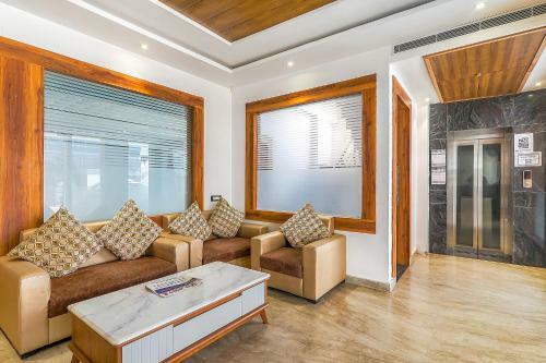 Hotel Fabexpress Global Inn Gold