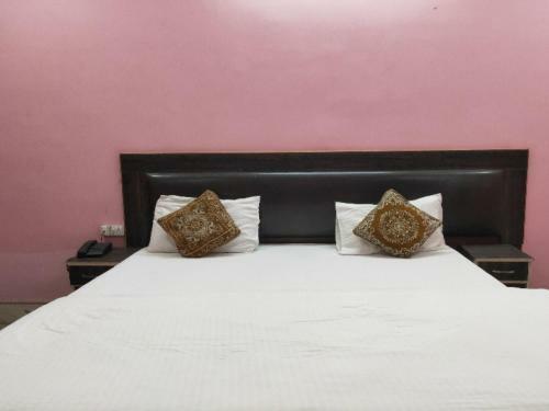 Hotel Oyo 80780 Gaurav Inn