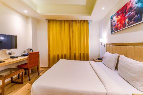 Fabhotel Surya Grand Gomti Nagar