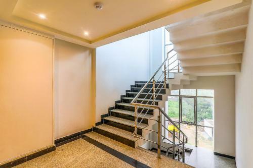 Fabhotel Surya Grand Gomti Nagar