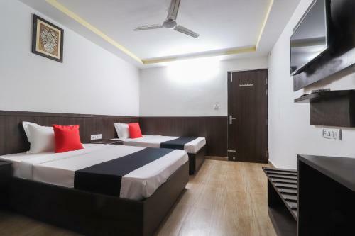 Collection O 9941 Hotel P S Grand