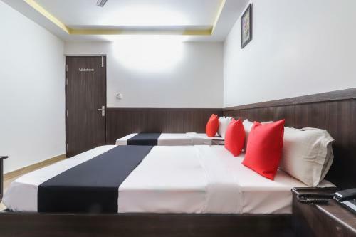 Collection O 9941 Hotel P S Grand