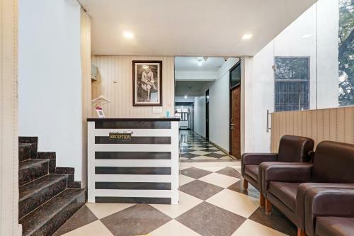 Oyo 85333 Hotel Delight Inn