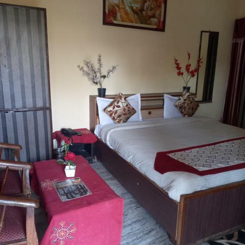 Oyo 87304 Oasis Hotel