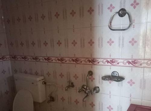 Oyo 87304 Oasis Hotel