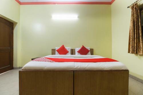 Hotel Oyo 65566 Mukund Dham