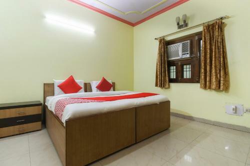 Hotel Oyo 65566 Mukund Dham