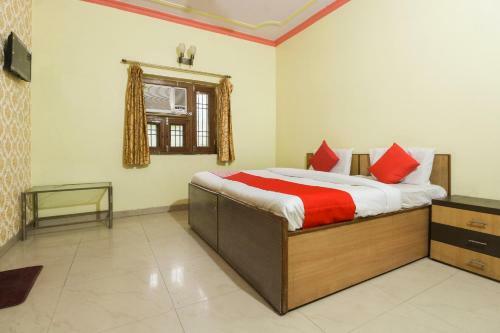 Hotel Oyo 65566 Mukund Dham