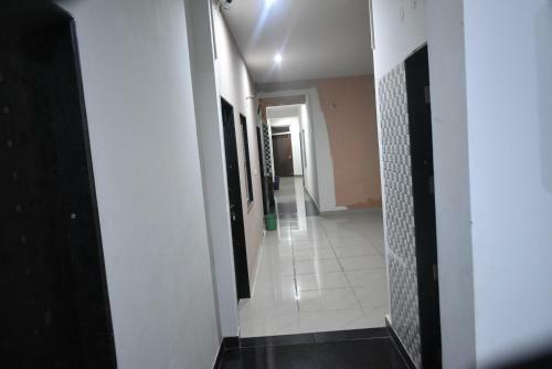 Hotel G S Palace By Wb Inn