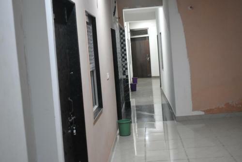 Hotel G S Palace By Wb Inn