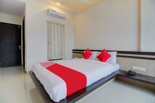 Hotel Oyo Flagship 15466 Cm Palace