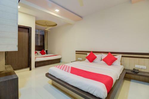 Hotel Oyo Flagship 15466 Cm Palace