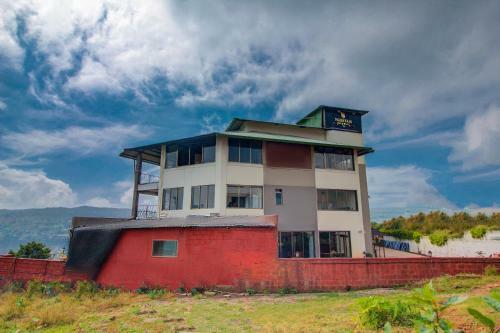 Hotel Mountain Breeze, Mahabaleshwar