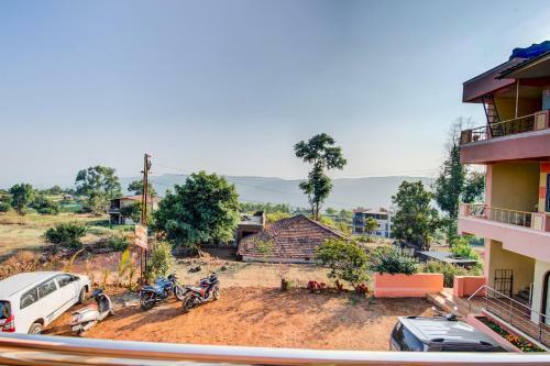 Hotel Oyo 24099 Paradise View