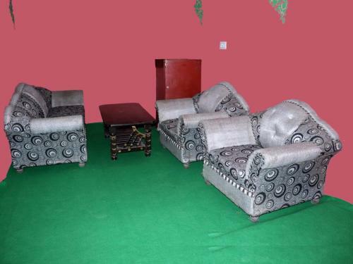 Oyo 82900 Royals Rana Hotel