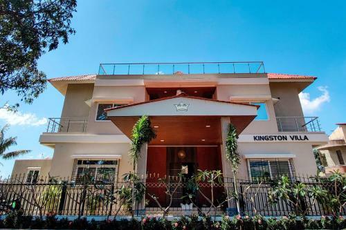 5 Bhk Luxurious Villa With Private Pool ! Kingston Villa Lonavala !