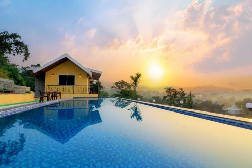 Leisurely Casa By The Hills, Pawna Lake