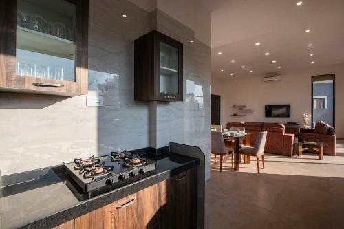 Villa Stayvista At Hillside Cove