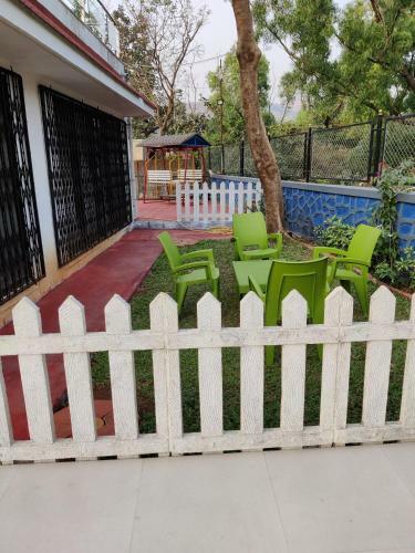Royal Villa 2 - 3 Bhk A/c Bungalow In Lonavala