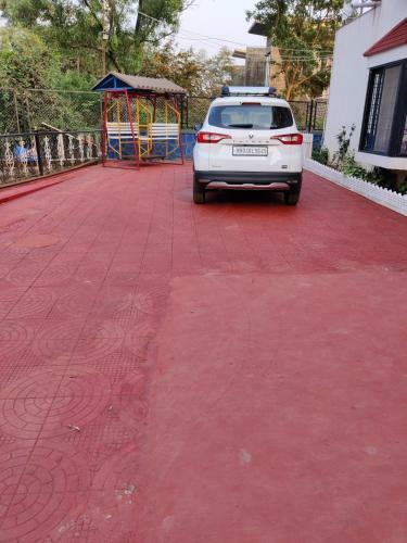 Royal Villa 2 - 3 Bhk A/c Bungalow In Lonavala