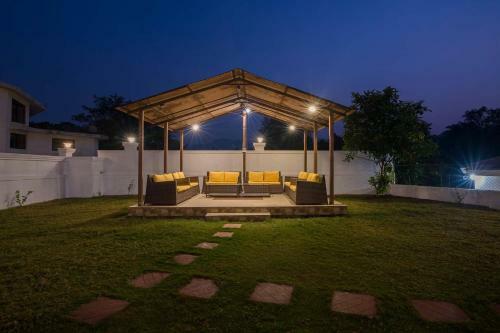 Villa Stayvista At Casa Serenity