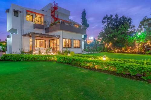 Stayvista At Fairfield Villa
