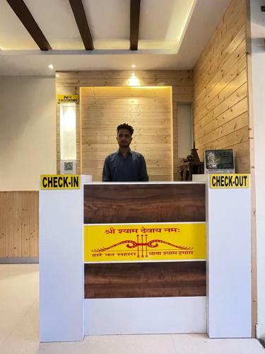 Hotel Aarti Villa Manali