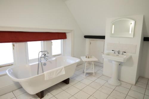 Hotel The Cleveland Tontine